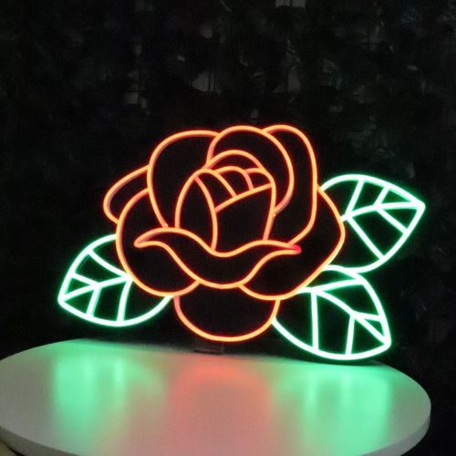 placa-neon-led-rosa-2