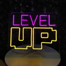letreiro-placa-neon-led-level-up-1